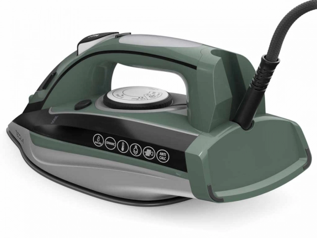 Pegla TESLA IR600BGP 3000W/0.4L/zelena-crna