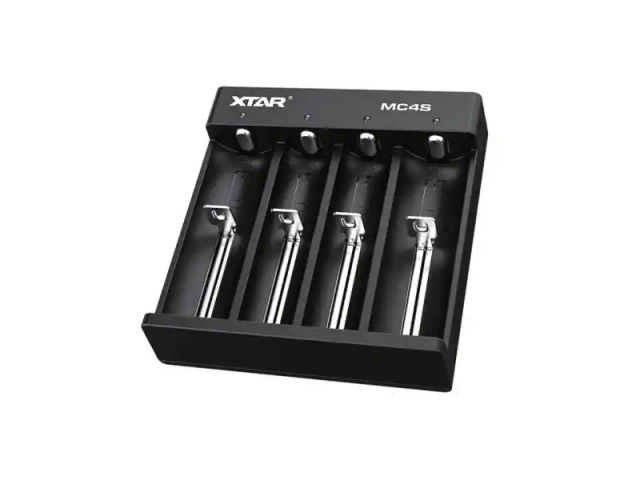 Univerzalni USB punjač akumulatora do 4 kom. XTAR-MC4S